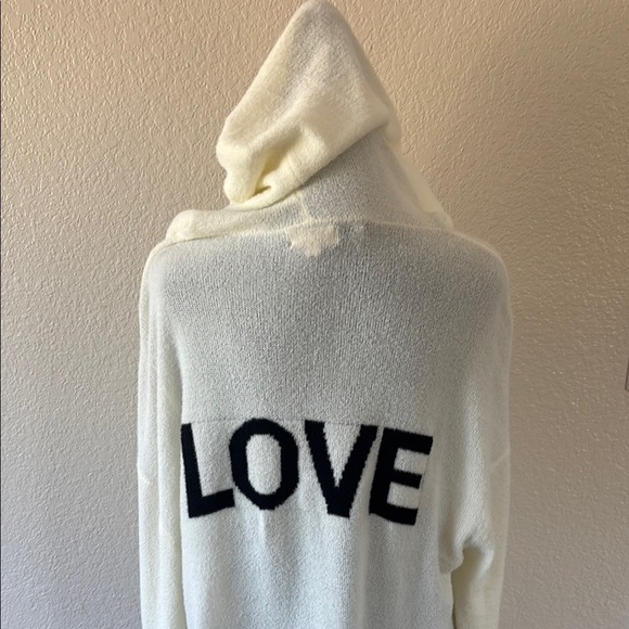 Elan Soft Cozy Cream Graphic Hoodie with Love Print - Picture 2 of 9